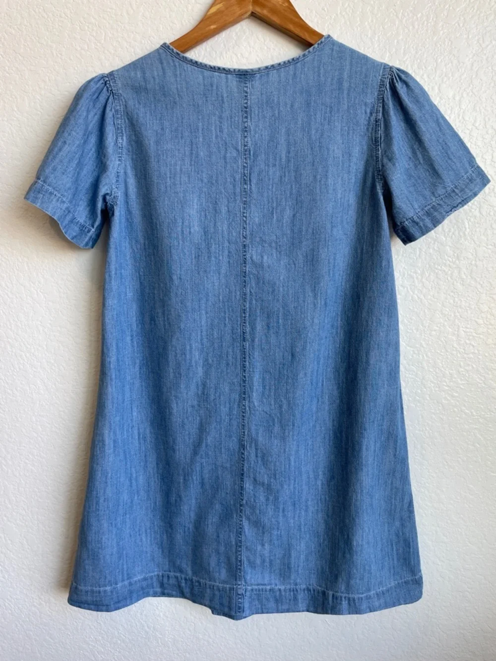 GAP Light Blue Denim Short Sleeve Shift Dress • XL (Girl)